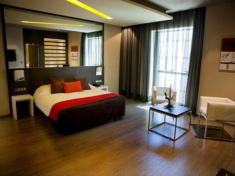 บี ลีฟ ซิตี้ เซ็นเตอร์ ทาลาเวรา Hotel ตาลาเวรา เดลา เรย์นา ภายนอก รูปภาพ