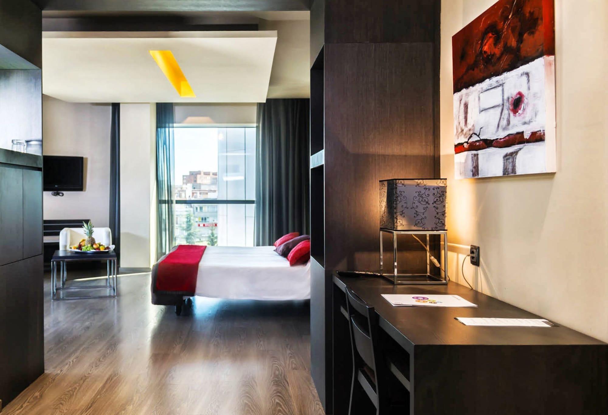 บี ลีฟ ซิตี้ เซ็นเตอร์ ทาลาเวรา Hotel ตาลาเวรา เดลา เรย์นา ภายนอก รูปภาพ