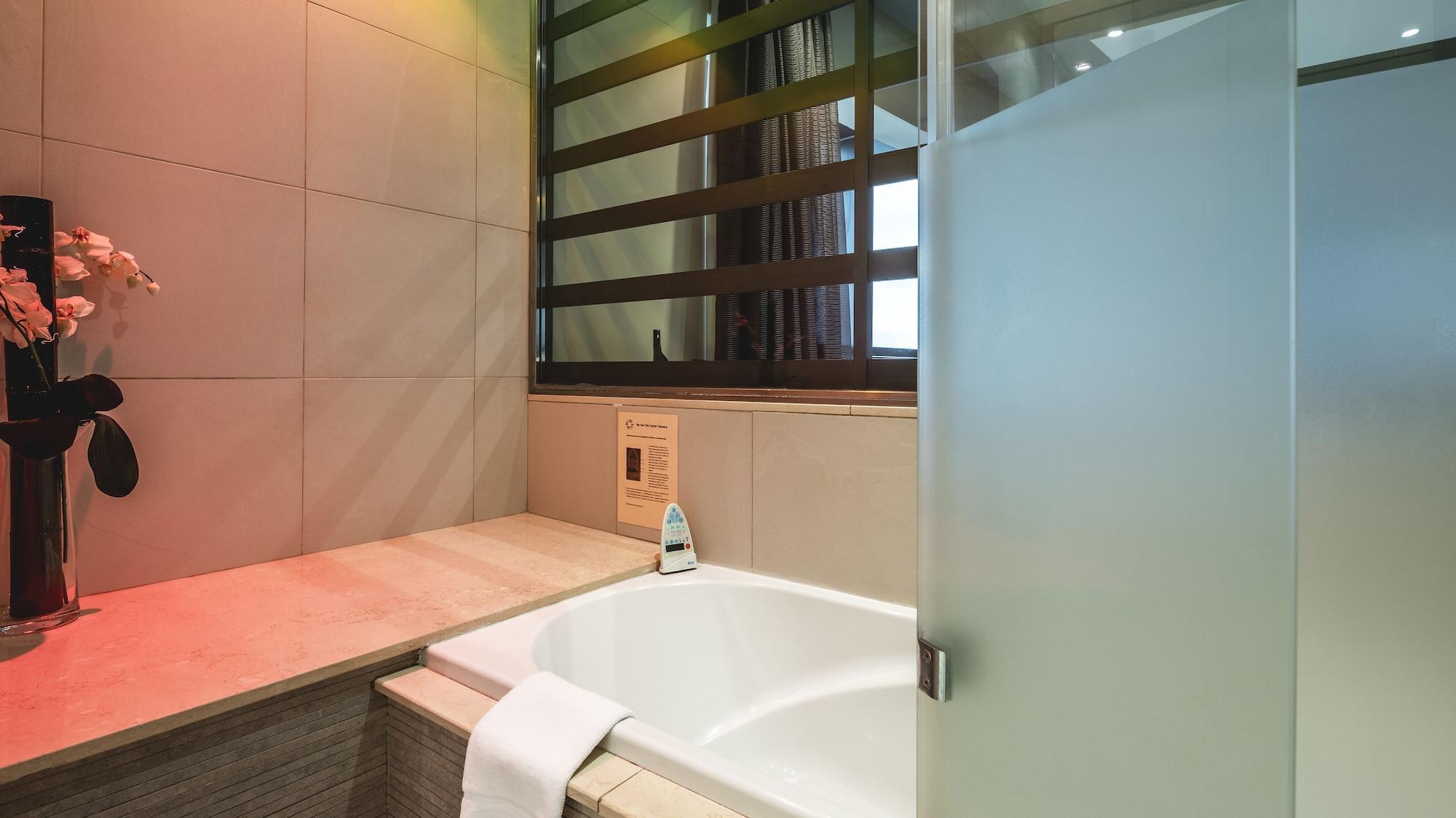 บี ลีฟ ซิตี้ เซ็นเตอร์ ทาลาเวรา Hotel ตาลาเวรา เดลา เรย์นา ภายนอก รูปภาพ