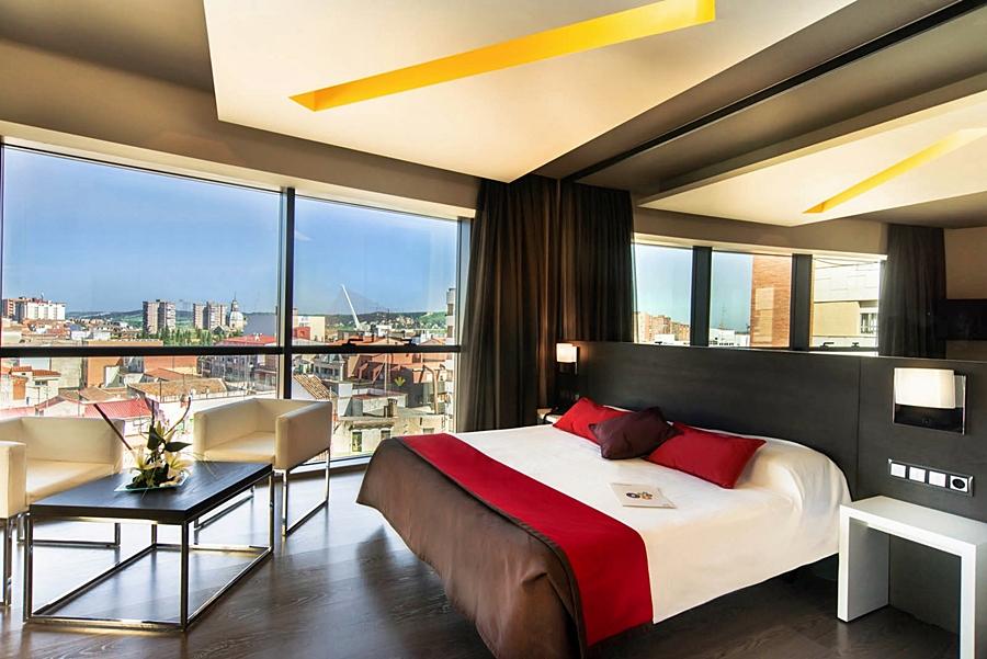 บี ลีฟ ซิตี้ เซ็นเตอร์ ทาลาเวรา Hotel ตาลาเวรา เดลา เรย์นา ภายนอก รูปภาพ