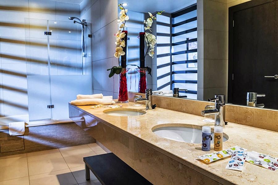 บี ลีฟ ซิตี้ เซ็นเตอร์ ทาลาเวรา Hotel ตาลาเวรา เดลา เรย์นา ภายนอก รูปภาพ