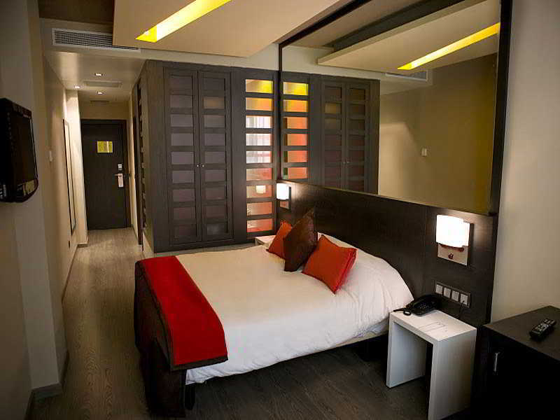 บี ลีฟ ซิตี้ เซ็นเตอร์ ทาลาเวรา Hotel ตาลาเวรา เดลา เรย์นา ห้อง รูปภาพ