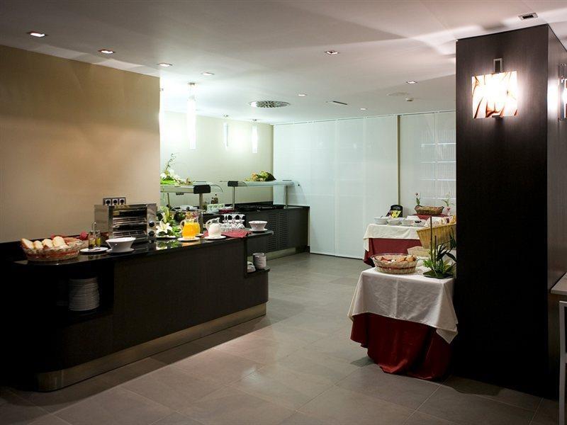 บี ลีฟ ซิตี้ เซ็นเตอร์ ทาลาเวรา Hotel ตาลาเวรา เดลา เรย์นา ภายนอก รูปภาพ